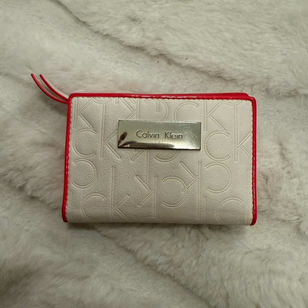 Calvin Klein Cream and Red Women's Wallet